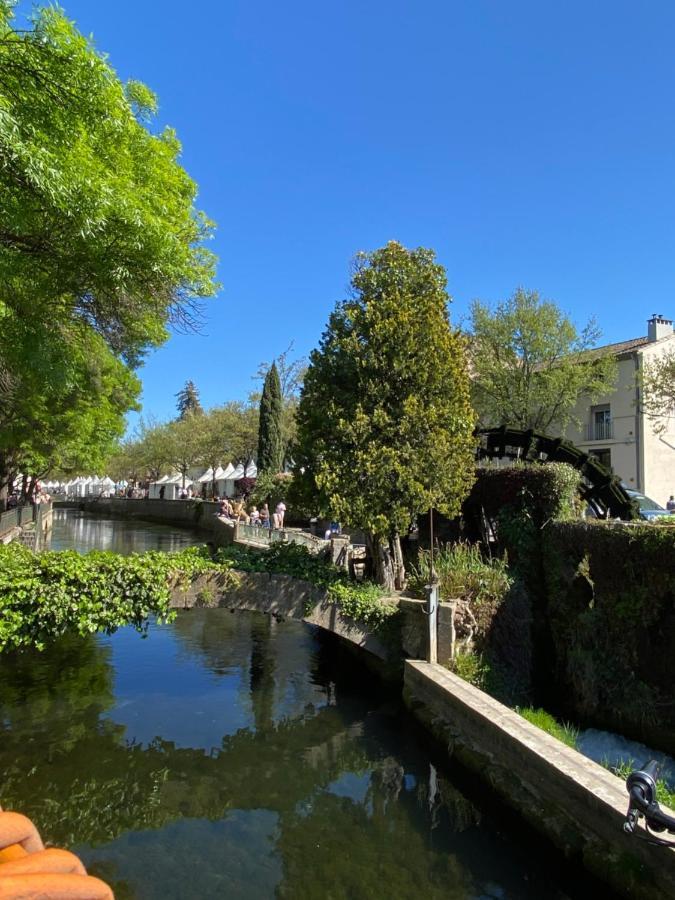 Cote Court Bed & Breakfast L'Isle-sur-la-Sorgue Exterior photo